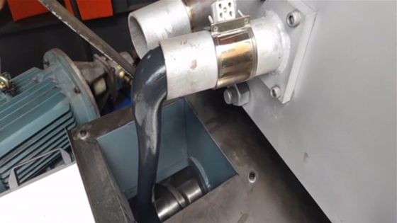 Materiale rimanente di riciclaggio di plastica della macchina di pelletizzazione del modanatura di Roto