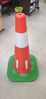 Barriera di alluminio della strada della muffa della billetta solida di plastica