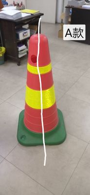 Barriera di alluminio della strada della muffa della billetta solida di plastica